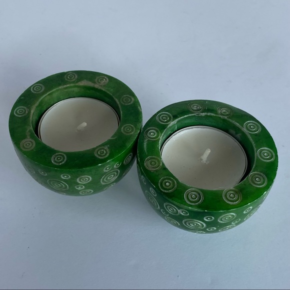 Soapstone Votive Candle Holders 2 Kelly Green Carved Round Etched swirled EUC - Picture 1 of 14